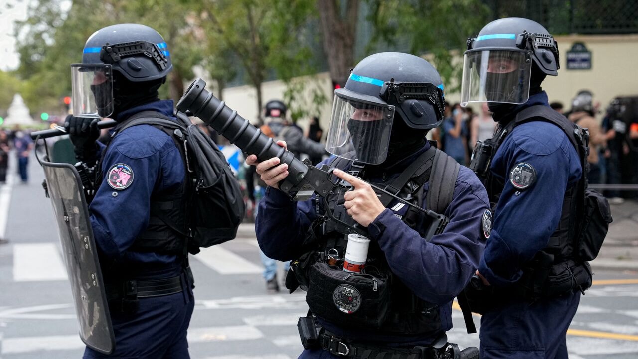 Agent in Frankrijk in verdenking gesteld van "zware geweldpleging" tegen scholier