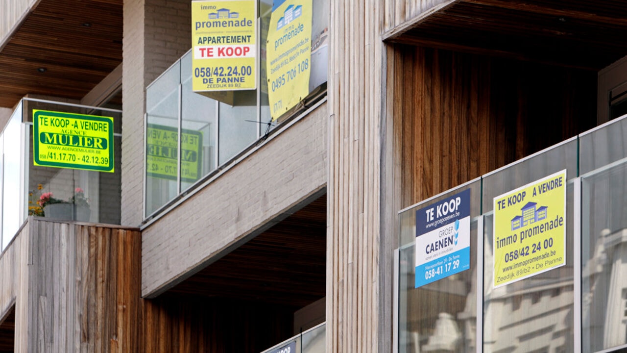 Minder woningen verkocht door hogere rente: "Je betaalt al snel honderden euro's meer af per maand dan vorig jaar"