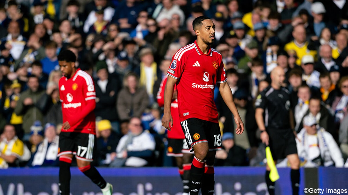 Situatie wordt nog wat explosiever: United wint na bijzonder experiment ook niet van Leeds, ondanks assist Tielemans