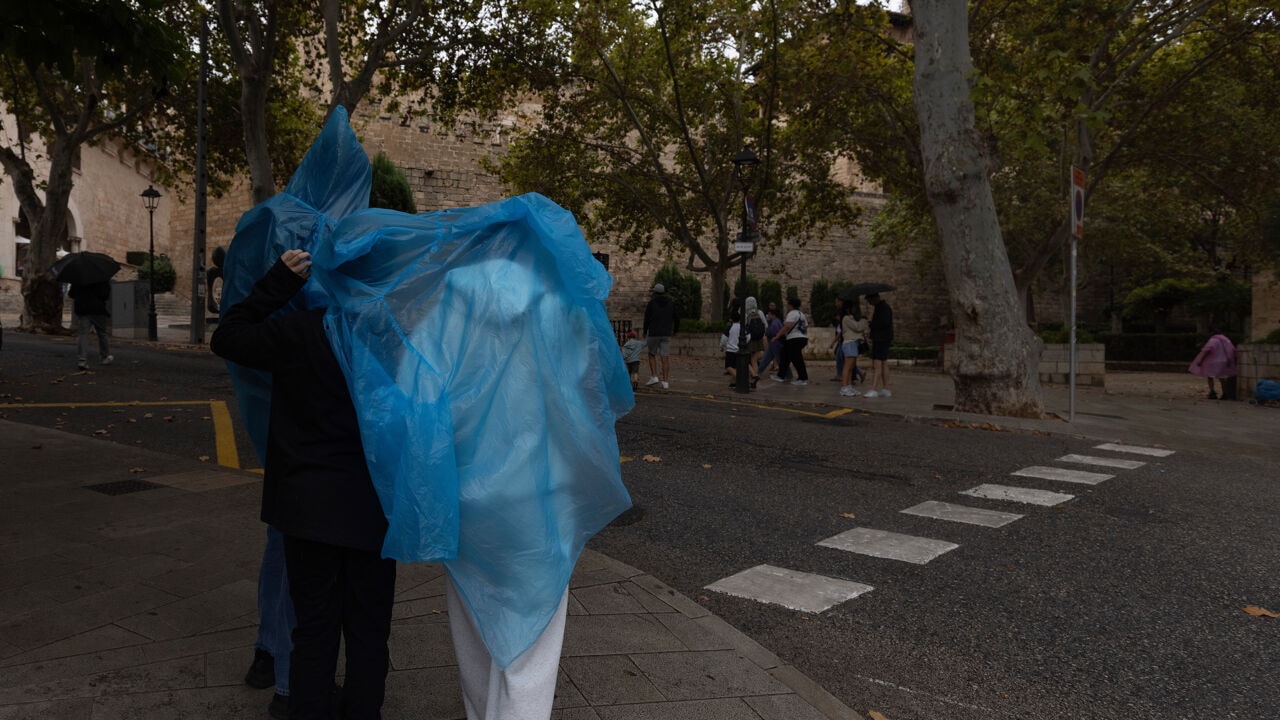 Dodelijk noodweer in Spanje: code rood van kracht in Valencia en Mallorca
