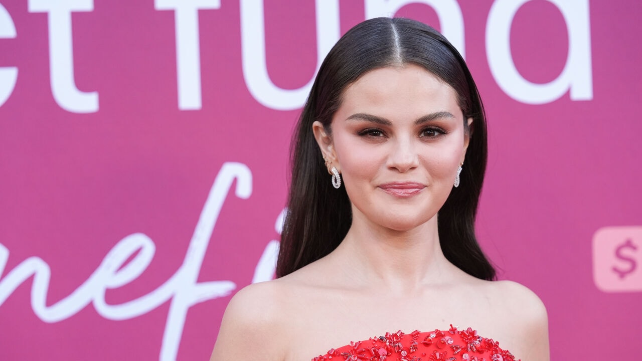 Jarenlang intensief nicotine vapen, veranderde stem Selena Gomez: "Chronische prikkeling van slijmvliezen in strottenhoofd"