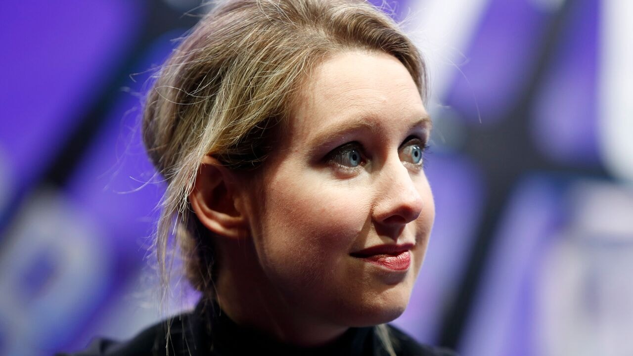 Documentaire 'You can see everything' breekt records, wie is de Amerikaanse fraudeur Elizabeth Holmes?