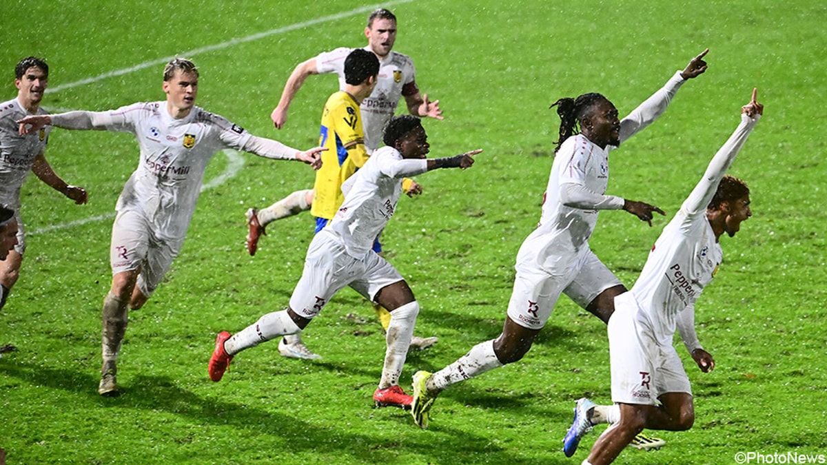 Wie schreef dit scenario? SK Beveren steekt met gelijkmaker in minuut 102(!) stokje voor 15 op 15 van Westerlo