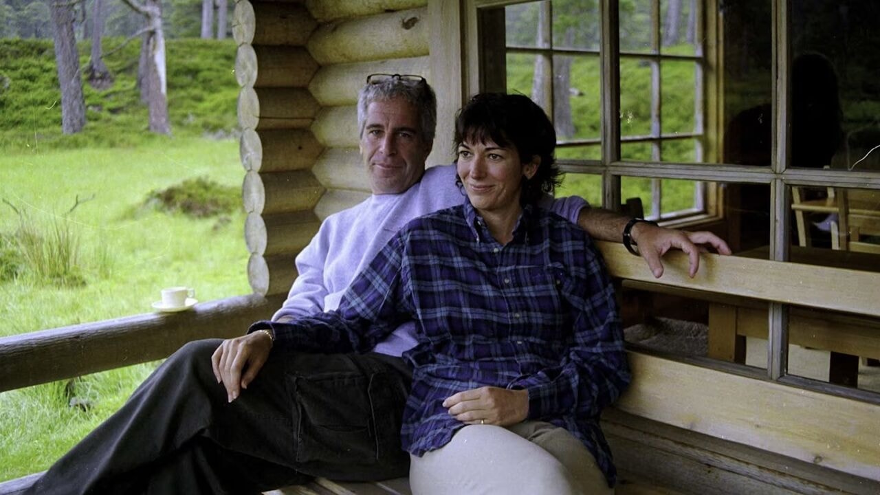 Schotse politie onderzoekt verblijf van ex-prins Andrew en Jeffrey Epstein op kasteel Balmoral