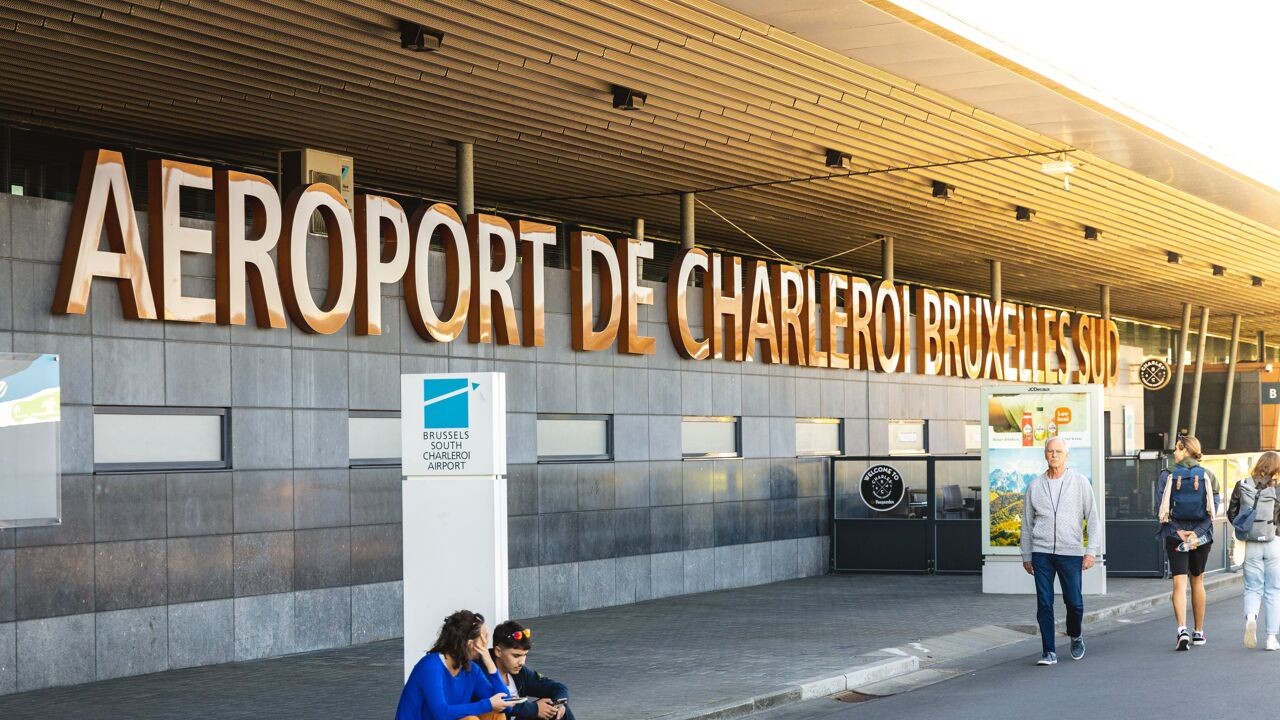 Luchthaven Charleroi sluit in 2028 maandenlang volledig voor vernieuwing landingsbaan