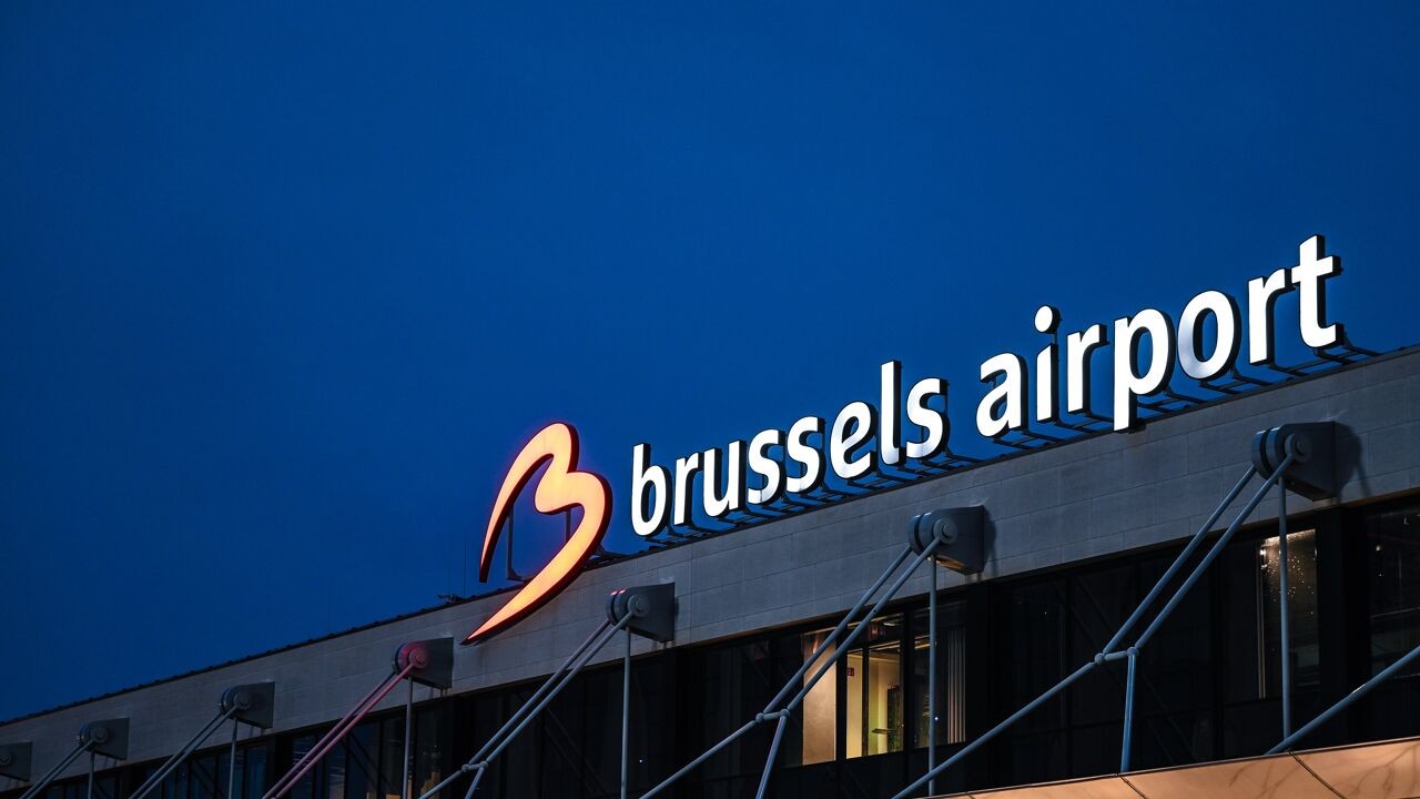 Luchtverkeer Brussels Airport hervat na onderbreking van ruim half uur na dronemelding