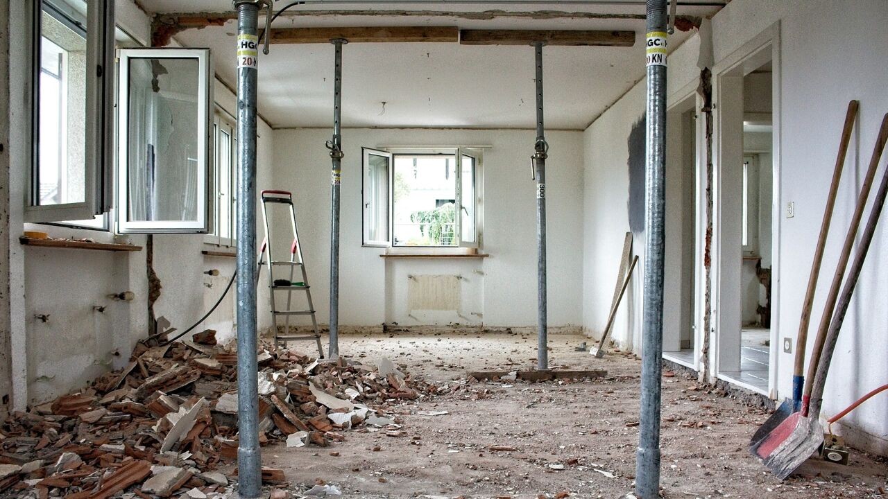 Ruim een miljoen euro aan boetes voor niet-aangegeven verbouwingen sinds 2024