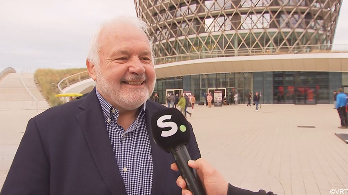 Jean-Marie Dedecker pronkt voor zijn "Eiffeltoren" op nieuwe startplaats Gent-Wevelgem, dat ook andere naam krijgt