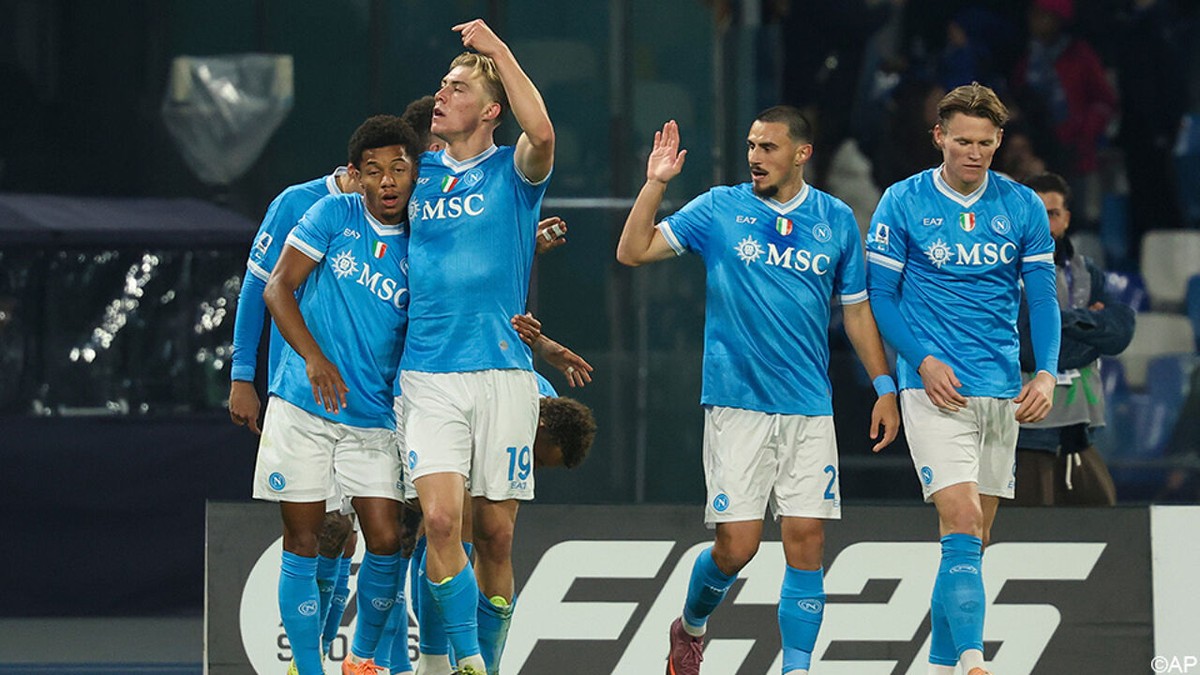Napoli vloert Juventus en springt opnieuw naar de kop, Rasmus Højlund komt boven water met 3e en 4e seizoengoal