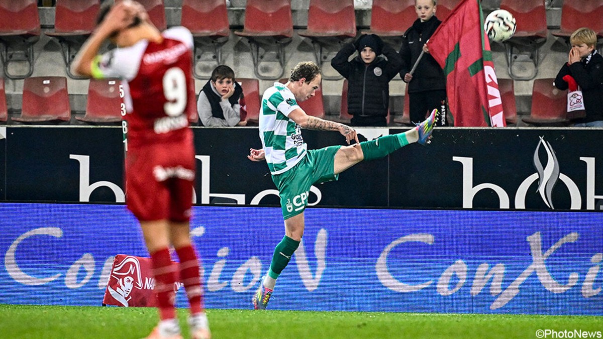 Plottwist in de 93e minuut: La Louvière geeft frustrerend reeksje van Zulte Waregem vervolg na ultieme gelijkmaker