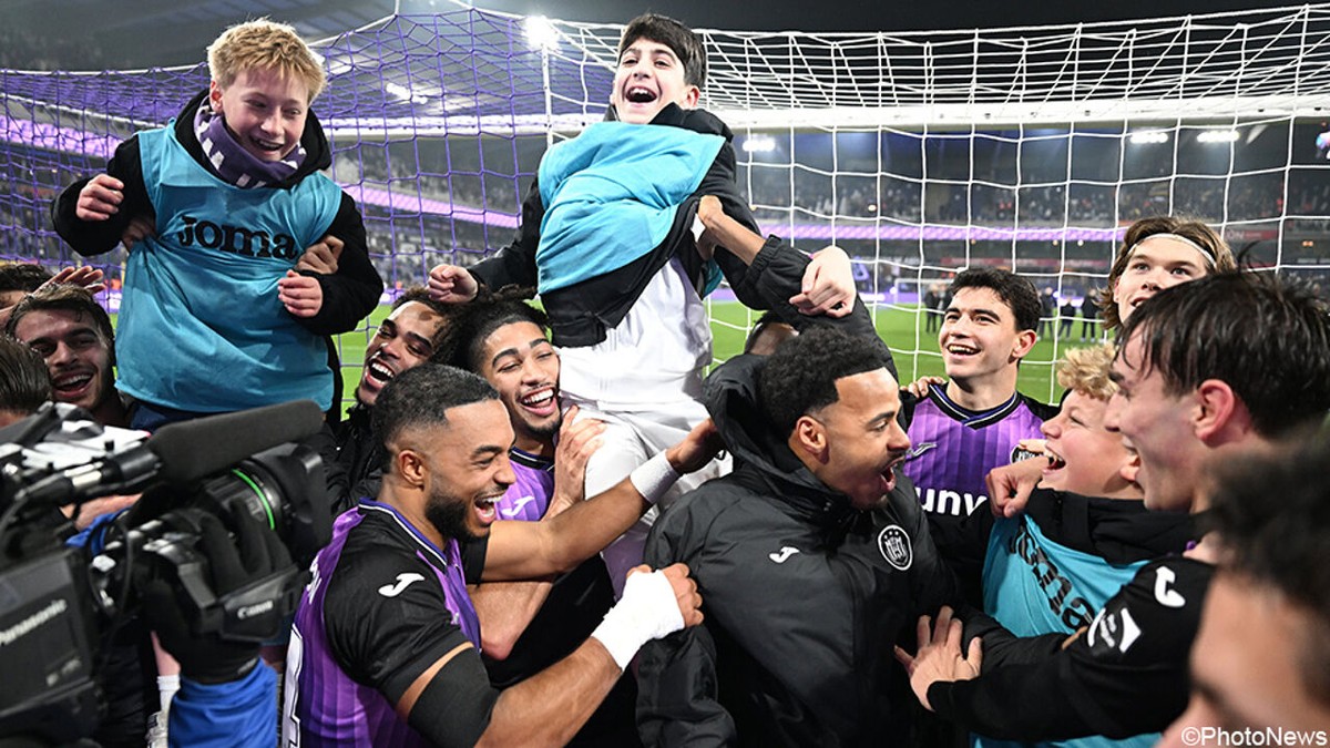 Dolle vreugde bij Anderlecht, dat na sterke zege stiekem weer droomt: "We hebben dit jaar iets om voor te spelen"