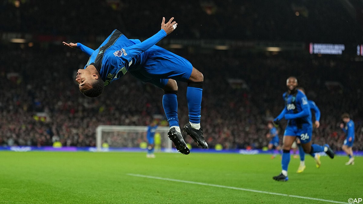 Sensatie op Old Trafford: Lammens slikt 4 goals in knotsgekke partij, United geeft remontada nog weg tegen Bournemouth