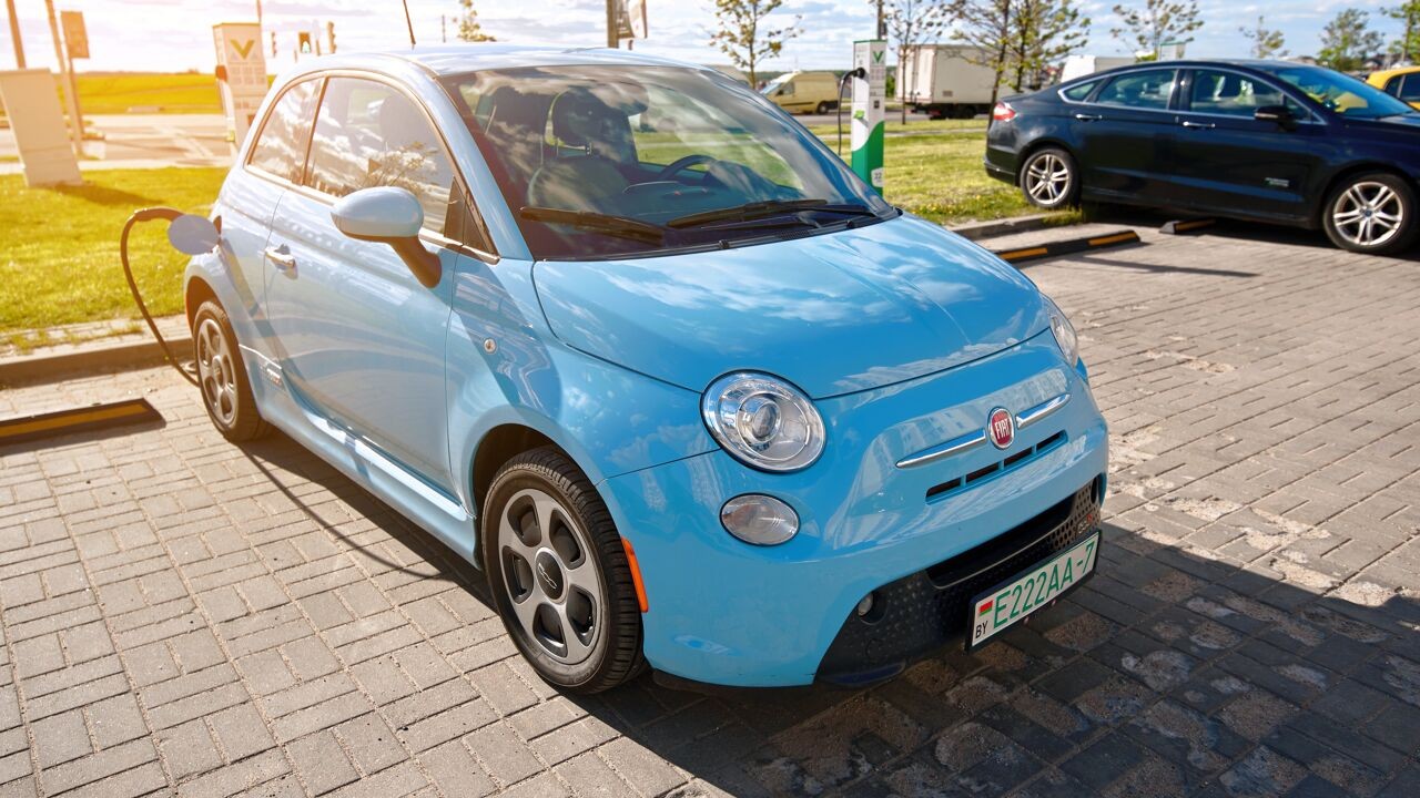 Maakt de kleine auto een comeback? Europa droomt van elektrische stadswagen onder de 20.000 euro