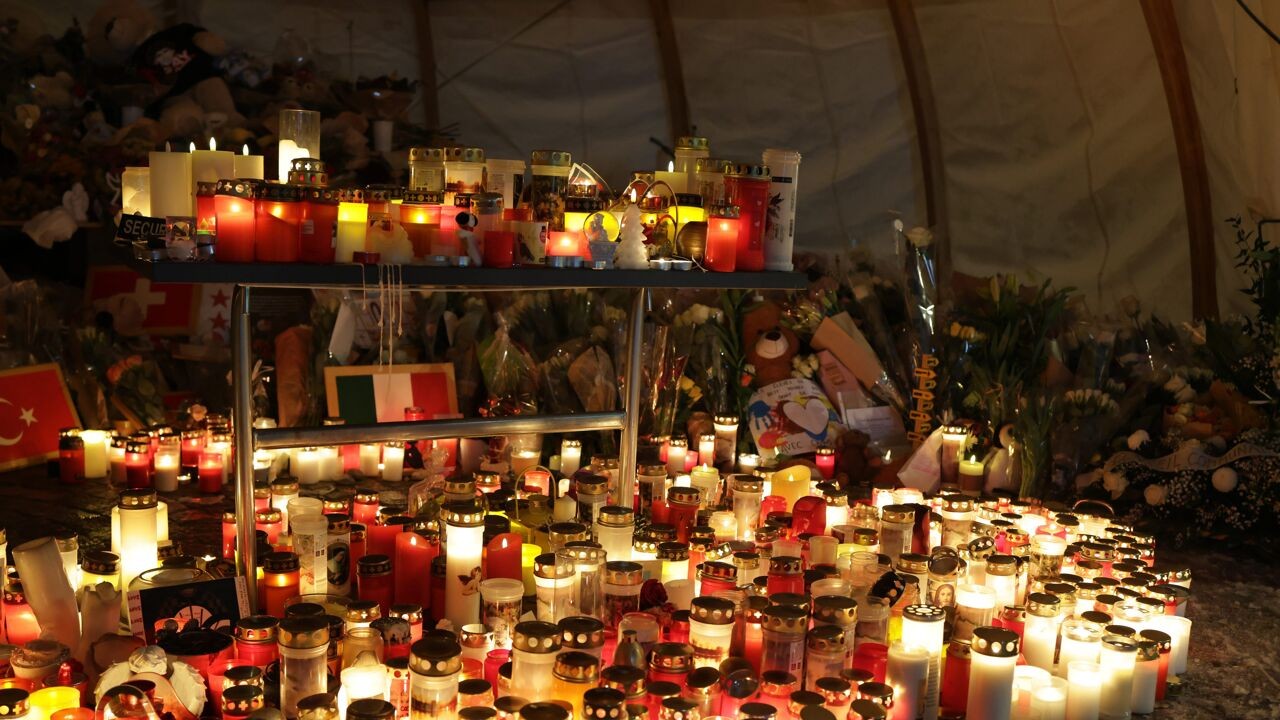 "Italiaans Openbaar Ministerie heeft onderzoek opgestart omdat men vindt dat Zwitsers beetje te laks zijn"