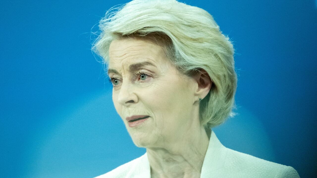 Europese Commissie stelt nieuw sanctiepakket voor tegen Rusland en viseert olie-inkomsten en banken