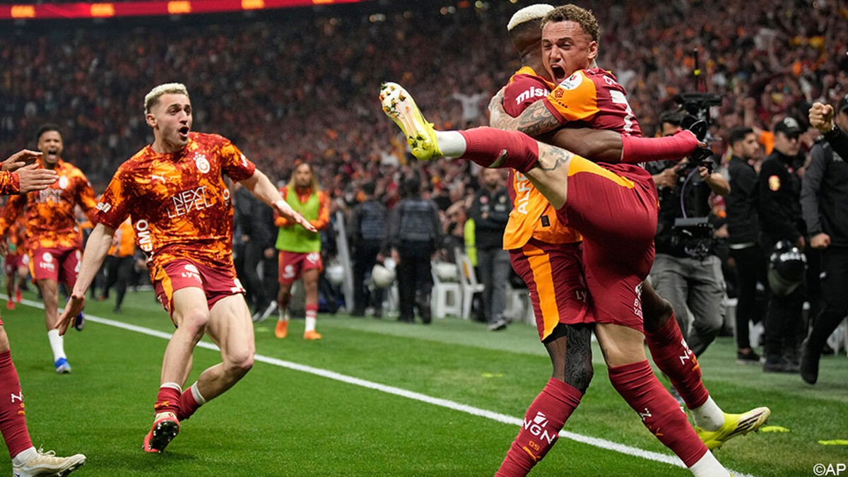 Galatasaray speelt 4 op een rij: Osimhen schiet zijn club richting 26e landstitel