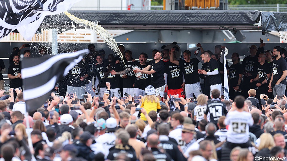 Er is geen treinstation, wel een Bundesliga-club: piepkleine Elversberg (met container als kleedkamer) promoveert