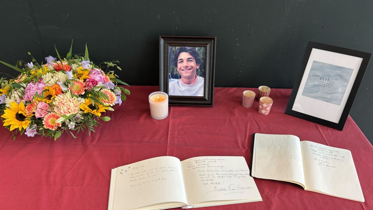 Brasschaat opent rouwregister voor overleden Martin (16) na autocrash: "Leven kantelt in fractie van seconde"