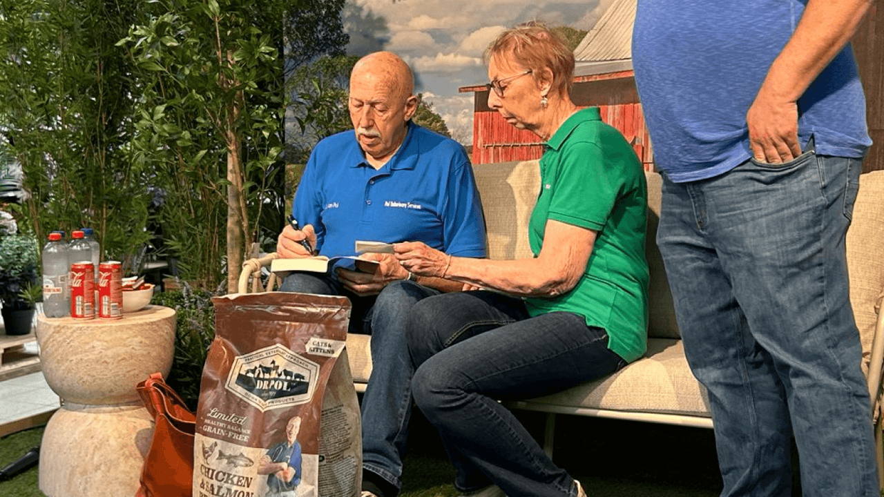 Wereldberoemde tv-dierenarts Dr. Pol (83) bezoekt Ham: "Ik ben gewoon een dierenarts, geen rockster"