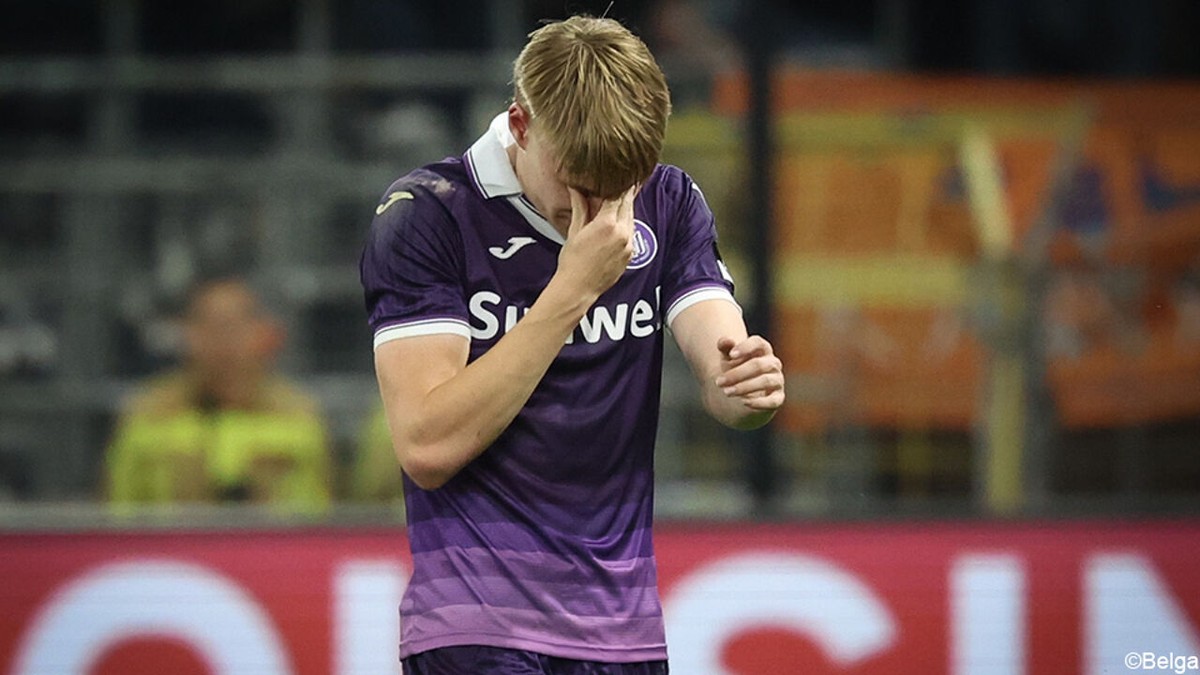 Was dit zijn afscheid van de Anderlecht-fans? Nathan De Cat in tranen na (laatste) thuismatch tegen STVV