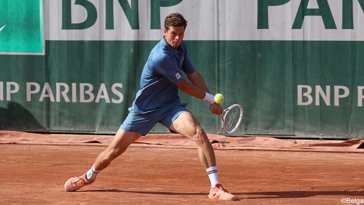 Wat een domper: Alexander Blockx moet geblesseerd verstek laten gaan voor tweede ronde op Roland Garros