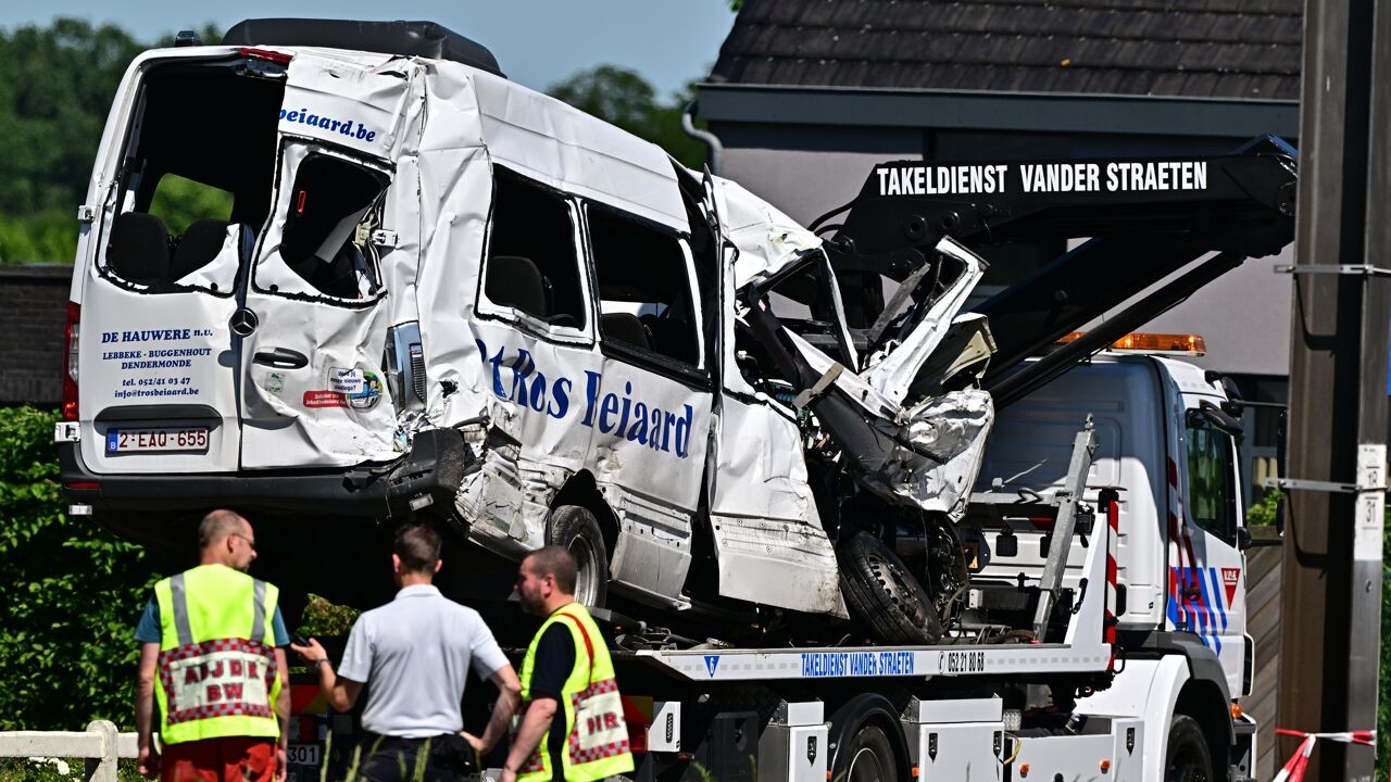 2 overleden jongens van 12 en 15 jaar komen uit Bornem, buschauffeur had blanco strafblad