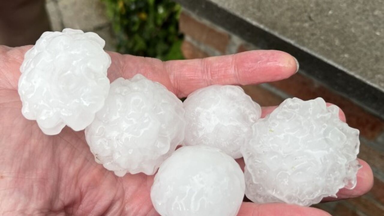 Hoe ontstaan hagelbollen en hoe kunnen ze zo groot worden?