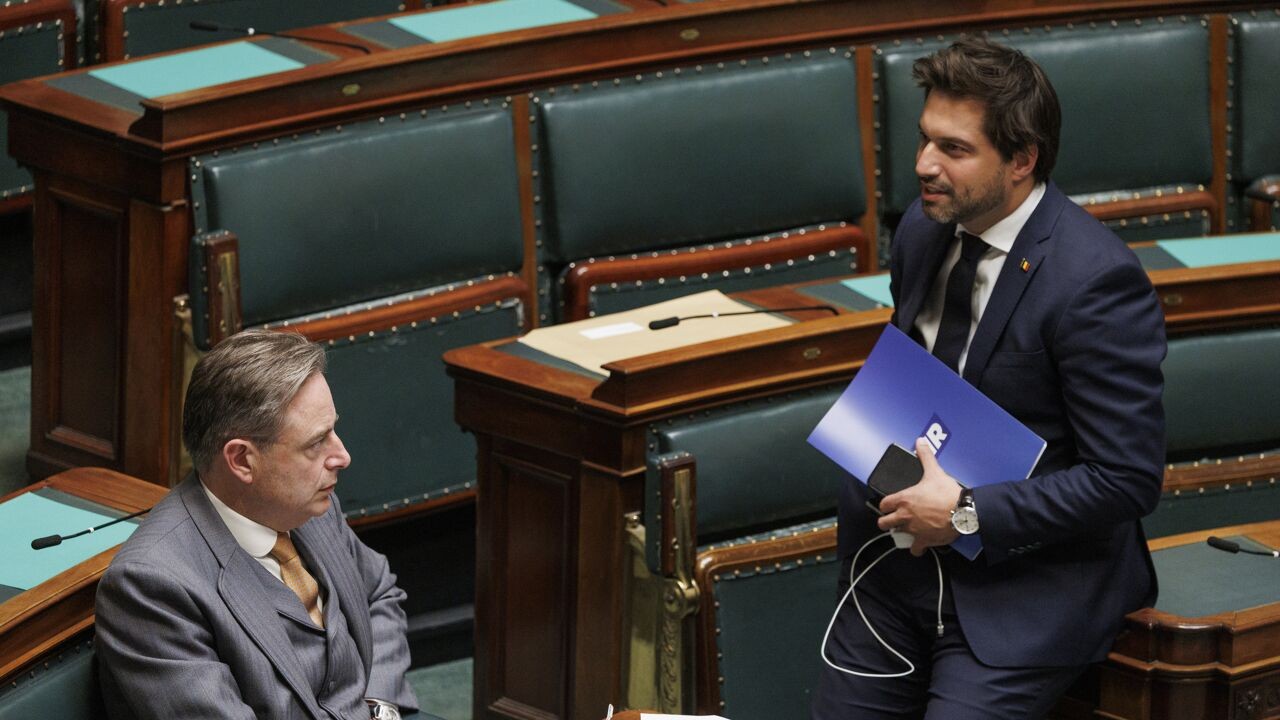 "Rode lijnen moeten sneuvelen": regering moet nog 13 miljard euro vinden om tekort te temperen, zegt Nationale Bank