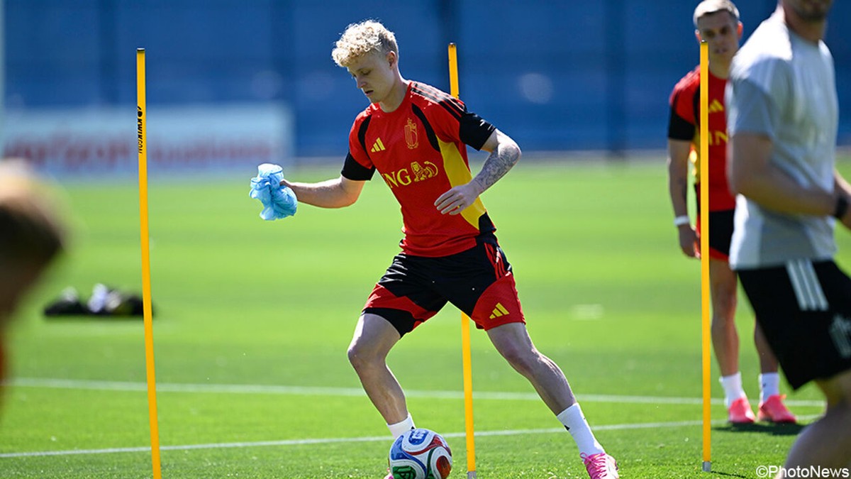LIVE (18.45 uur): Hoe verloopt voorbereiding op Egypte? Axel Witsel en Joaquin Seys geven inkijk tijdens persmoment