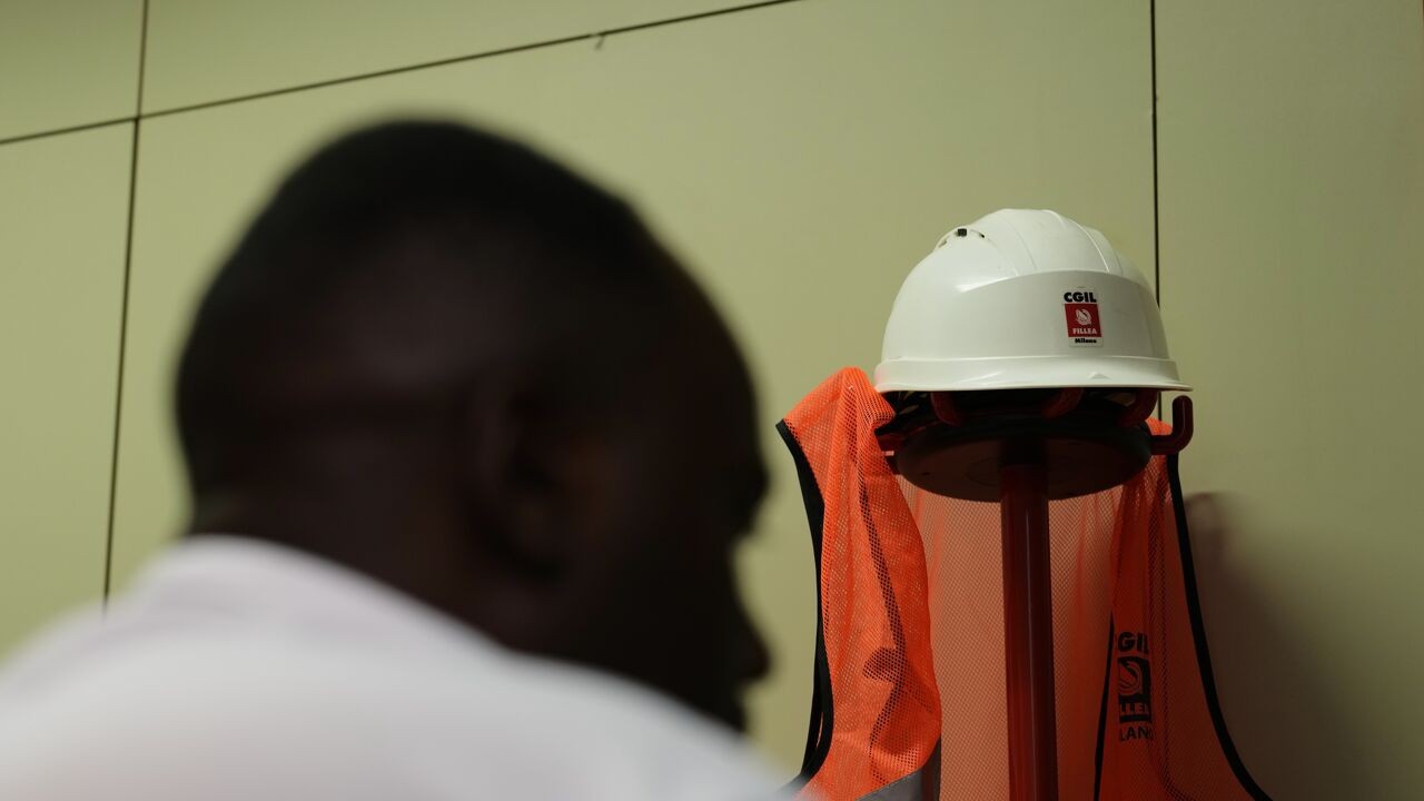 Italië onderzoekt uitbuiting bij bouw consulaat VS in Milaan: arbeiders zouden minder dan 2 euro per uur verdienen