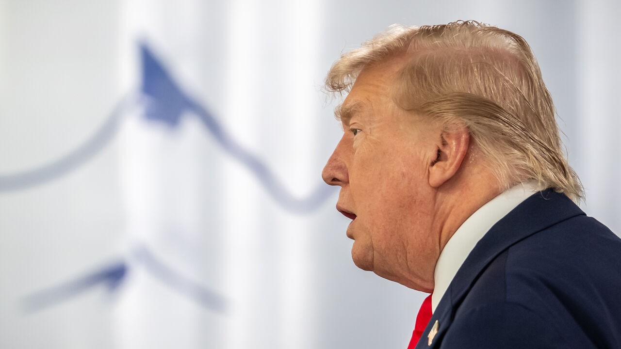Trump krijgt kritiek van aanhangers over Irandeal: “Grootste blunder in buitenlands beleid in decennia”
