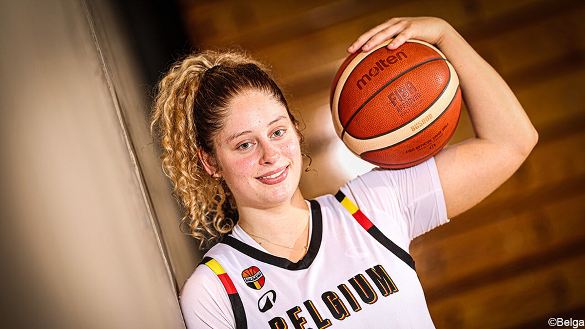"Veel mensen kennen me door mijn mama, maar ik wil mijn eigen naam maken": Jada Lynch proeft voor het eerst van (Be Gold) Cats