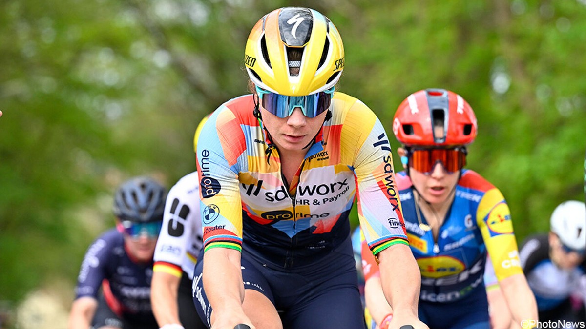 Een vrije rol (en een groene droom?): Marijn de Vries over de Tour-ambities van "heel slimme" Lotte Kopecky