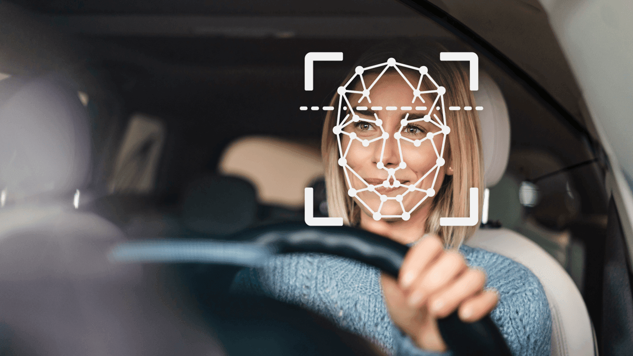 Verplichte gezichtscamera in elke nieuwe auto: "Wie controleert of die beelden de auto niet verlaten?"