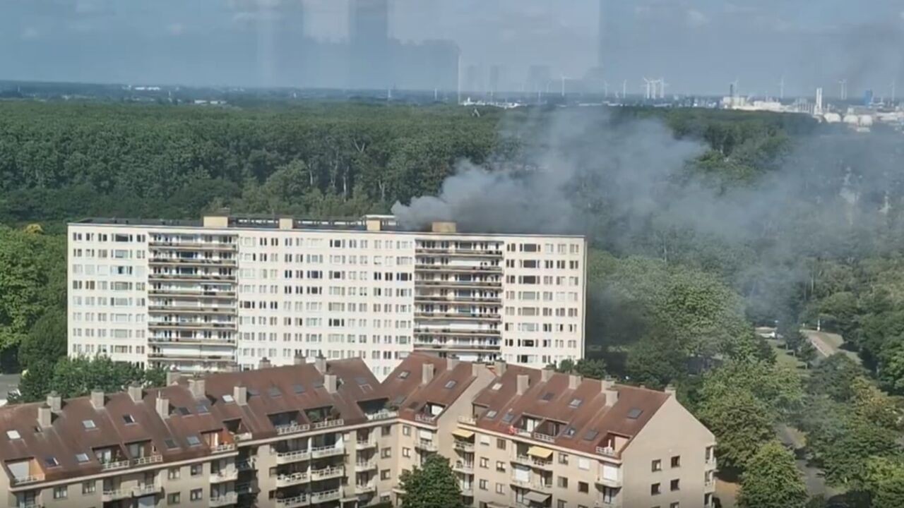 Dit weten we voorlopig over "heel complexe" brand in appartementsgebouw op Linkeroever