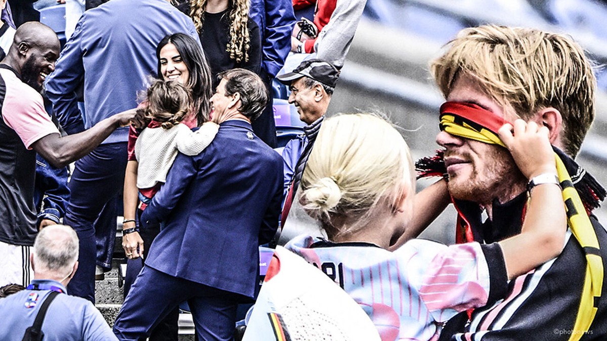 Blinddoek voor De Bruyne en Lukaku dolt met dochtertje van Garcia: Rode Duivels bekomen van rollercoaster met familie