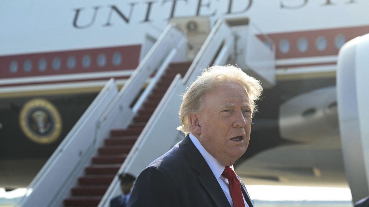 Journalisten van The New York Times gedagvaard na berichtgeving over Trumps nieuwe Air Force One