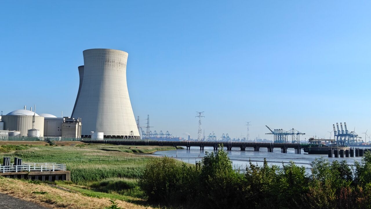 6 op de 10 nucleaire bedrijven stellen investeringen uit door onzekerheid over energiebeleid