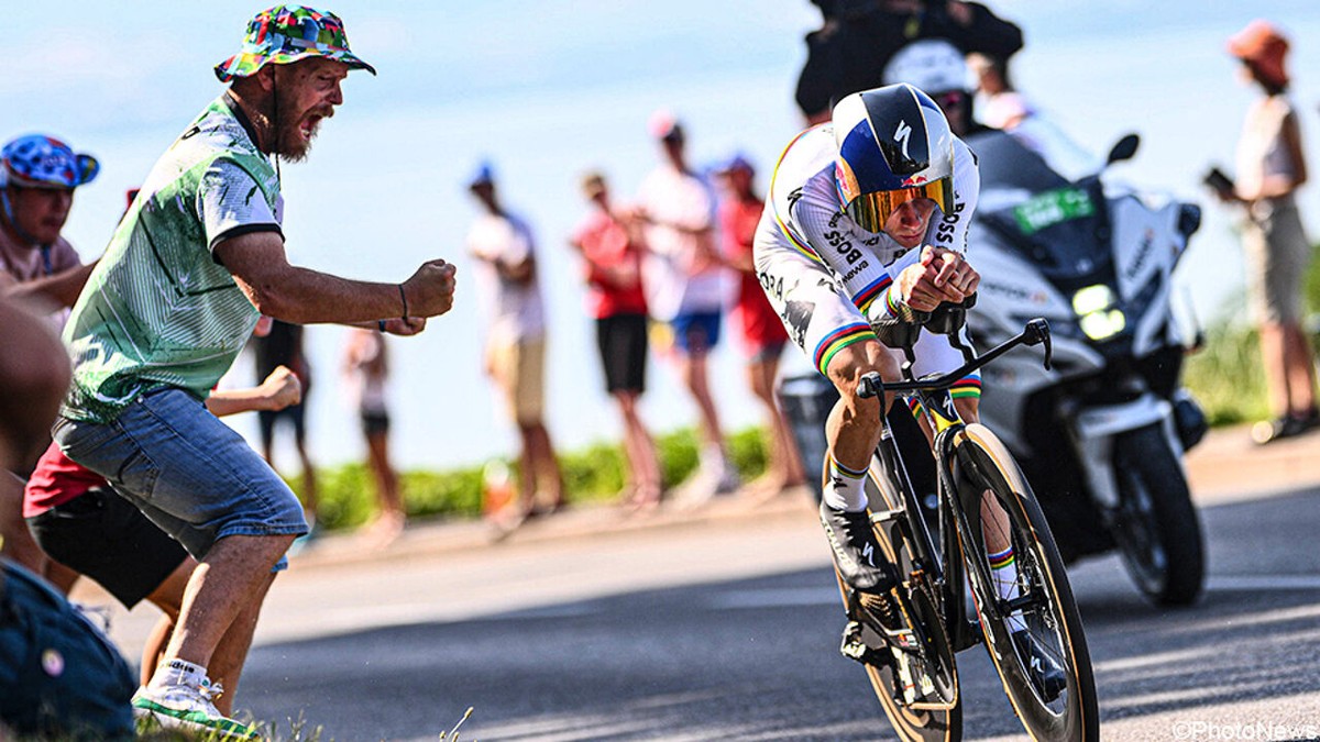 Klassementen na de 16e etappe in de Tour: Remco Evenepoel heeft al ruim 2 minuten voorsprong op 3e in de stand