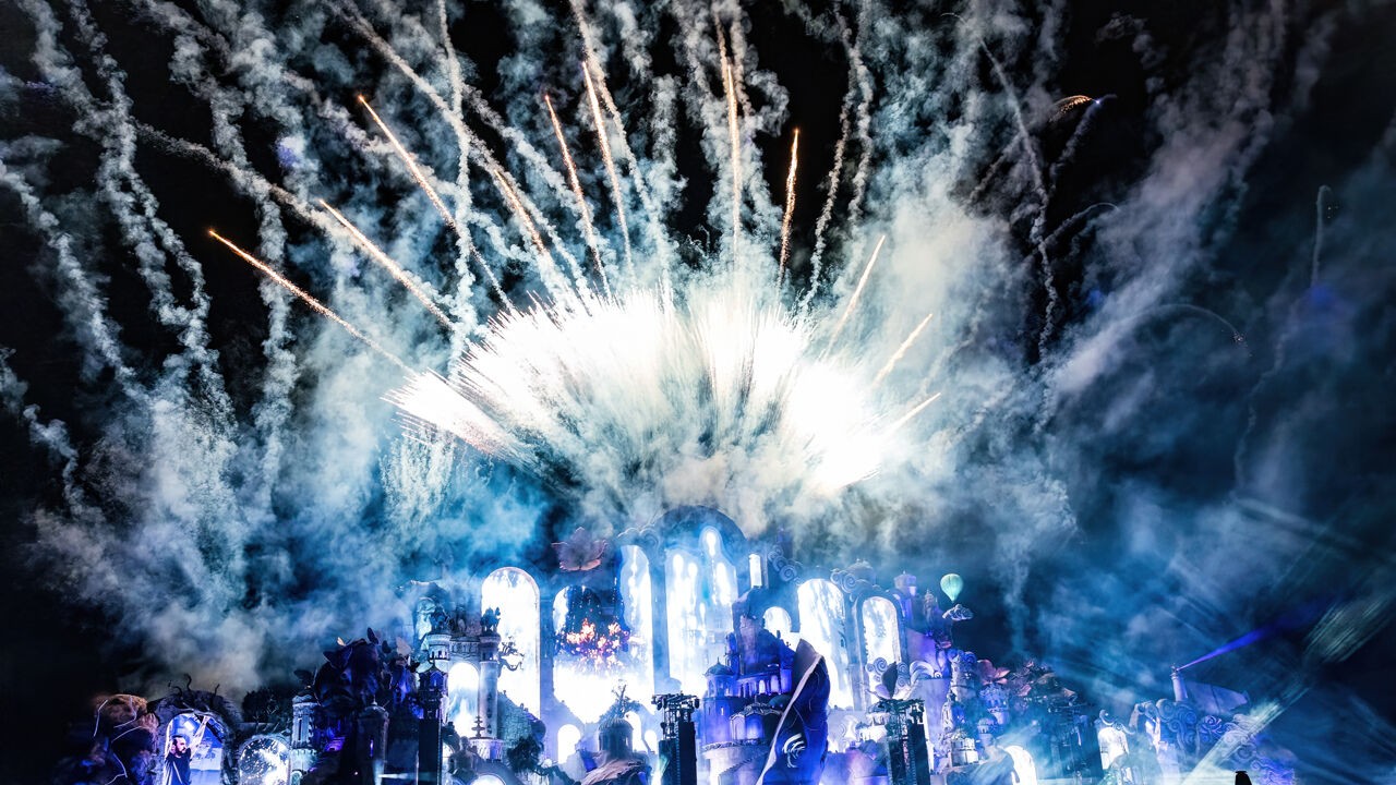 Spectaculair vuurwerk aan Mainstage van Tomorrowland verliep volgens afspraken, melden organisatie en brandweer
