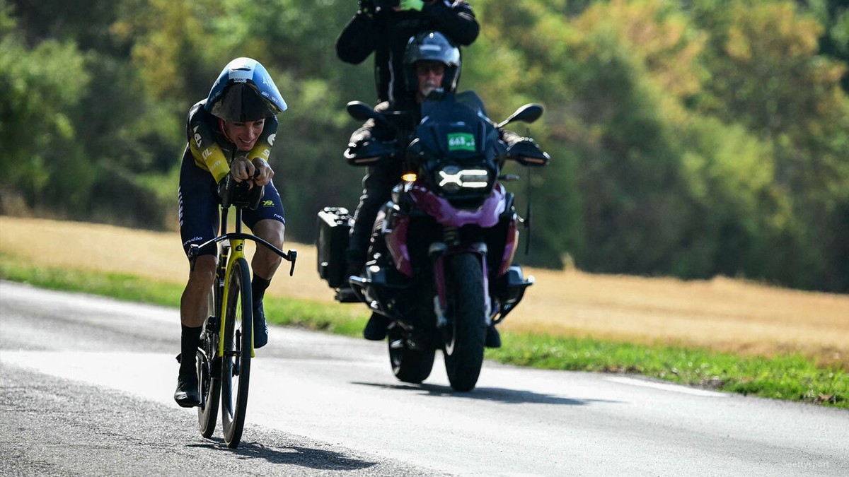 Ploeg van Ferrand-Prévot verdedigt (matige) tijdritpositie: "Kleine mensen zitten niet goed op een tijdritfiets"