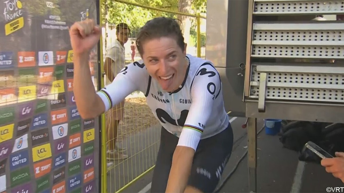 Marlen Reusser voelt de hete adem van Demi Vollering in de nek: de klassementen na rit 4 van de Tour Femmes