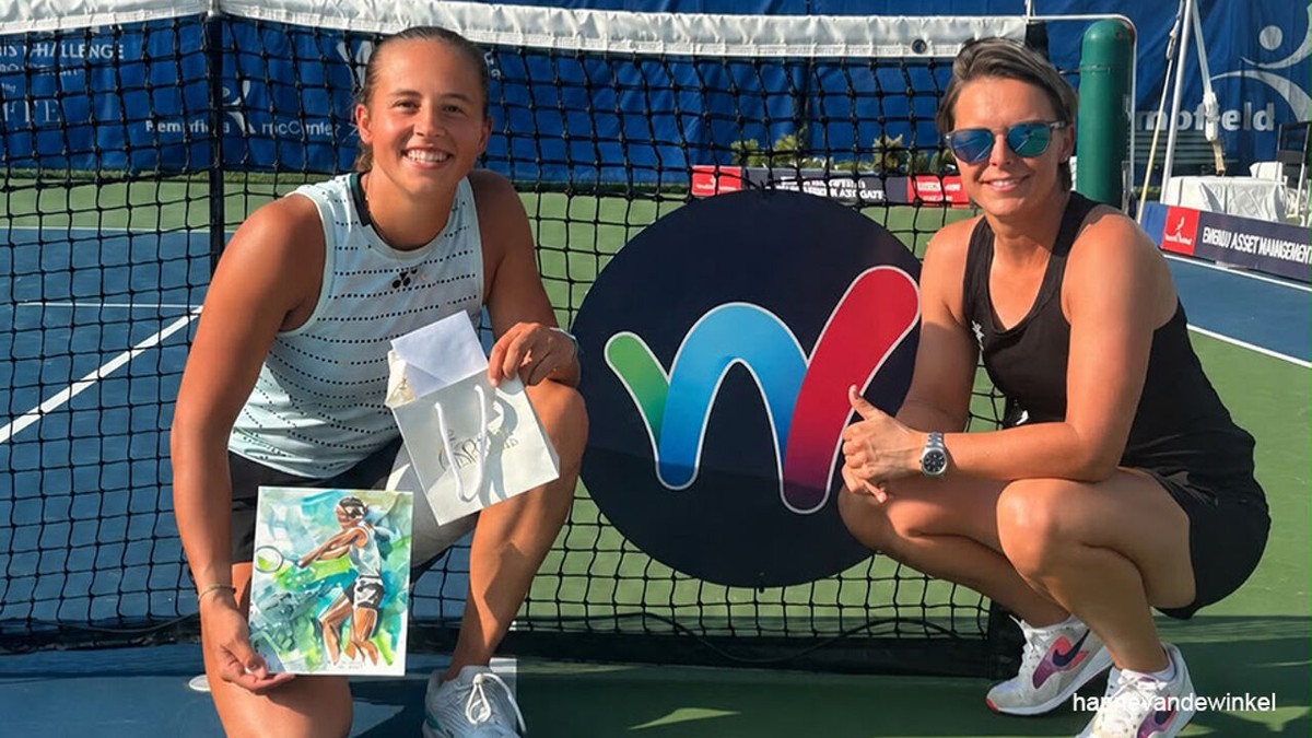 "Grootste bullshit ooit": Hanne Vandewinkel moet 3 matchen afwerken op 1 dag, maar wint wel toernooi in Landisville