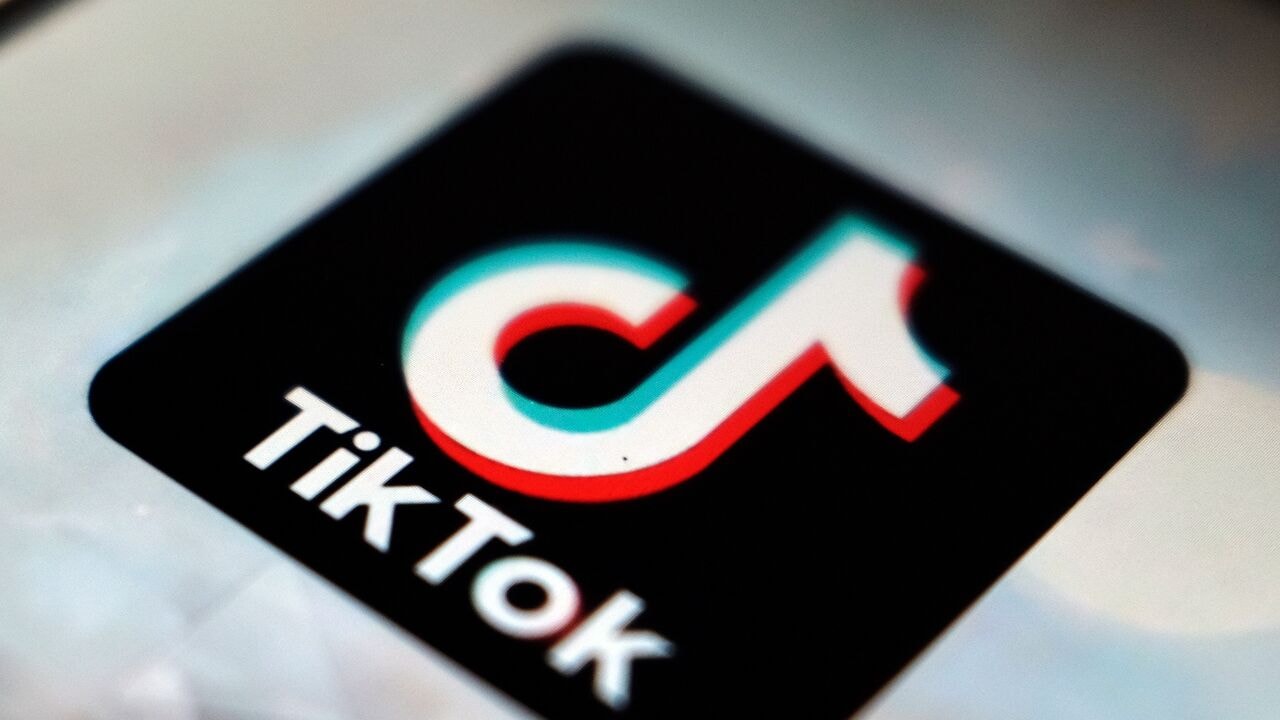 Tien jaar TikTok: hoe een app voor danspasjes de grootmachten tegen elkaar opzette