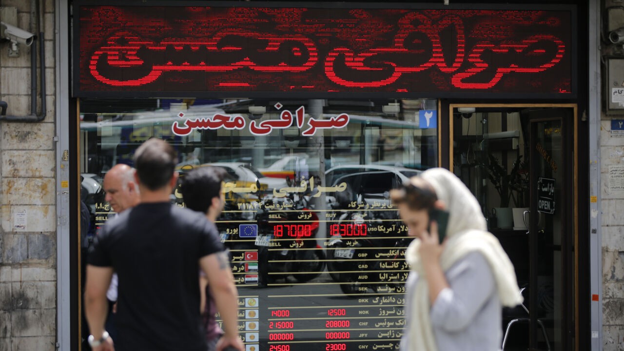 Iran dreigt met tegenmaatregelen na uitbreiding van Amerikaanse sancties: "onze handen zijn niet gebonden"