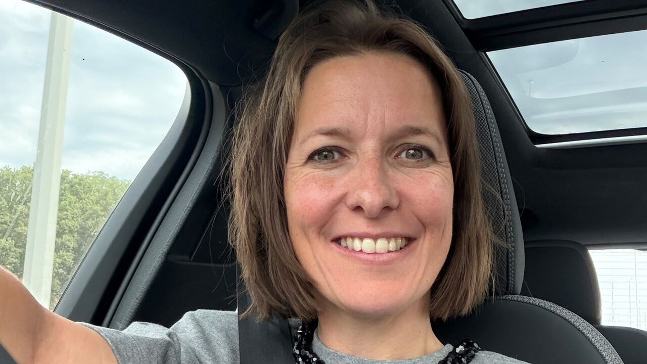 1.250 euro boete na bezoek fiscus bij ondernemer 'Mama van vijf': "Flexijobber mocht me zelfs niet bellen"