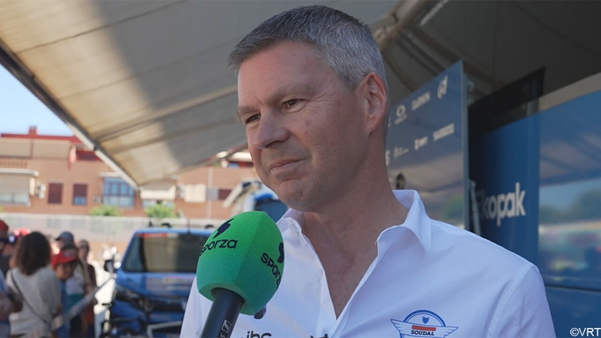 Heeft Soudal-Quick Step te veel renners en wat met Henrique Bravo? Jürgen Foré: "Enkele ploegen denken dat ze alles kunnen kopen"