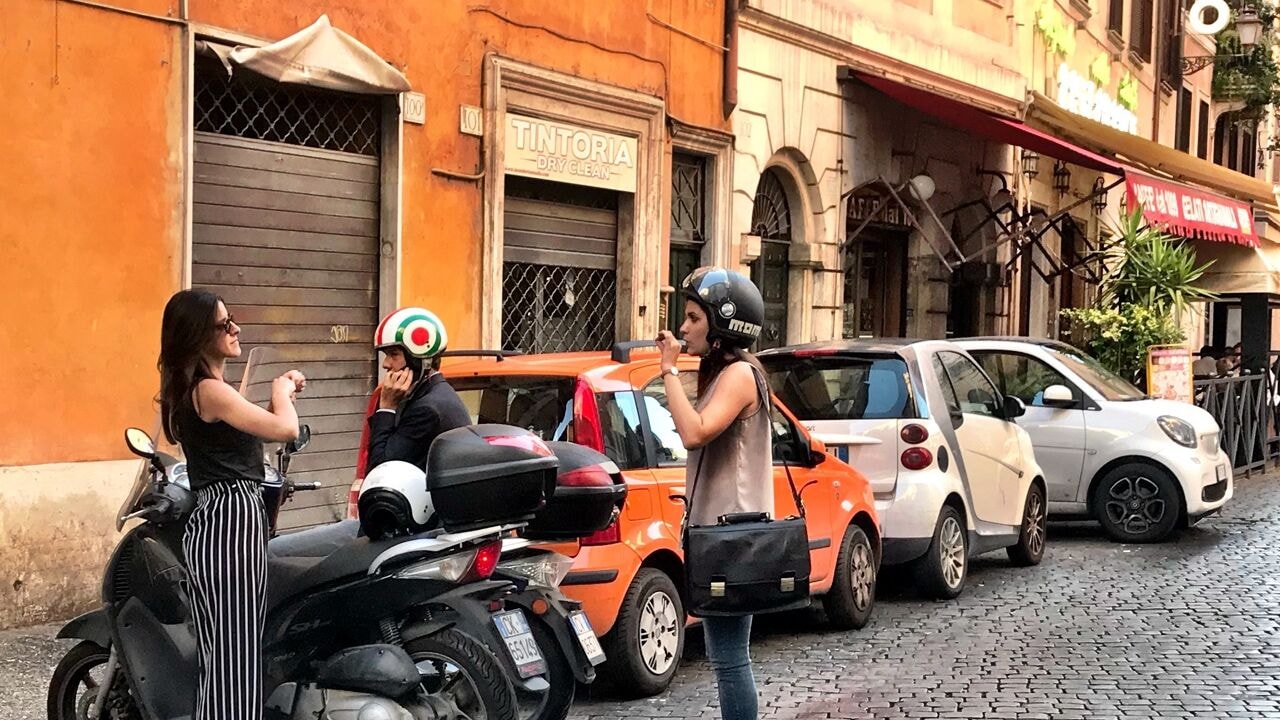 Miljoenen Italianen hoeven in 2027 geen verkeersbelasting te betalen wegens hoge brandstofprijzen