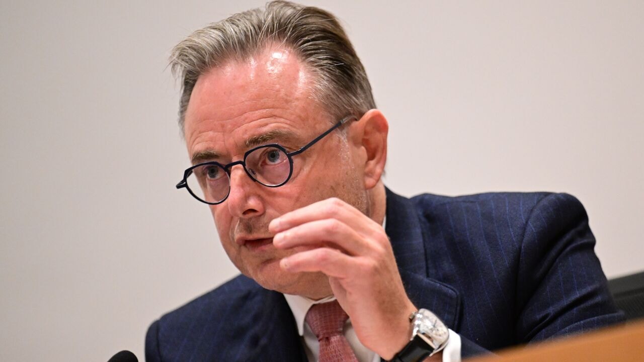 Premier De Wever haalt communautaire kaart opnieuw boven: "Land raakt niet uit de problemen zonder grondige staatshervorming"