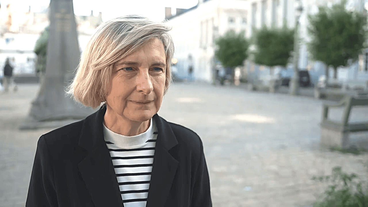Vlaams minister Crevits (CD&V) stuurt West-Vlaams gouverneur Decaluwé naar Oostende voor "verkennend onderzoek"